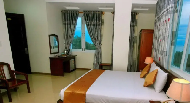 Двухместный номер Luxury с балконом и с видом на море Chau Loan Hotel Nha Trang