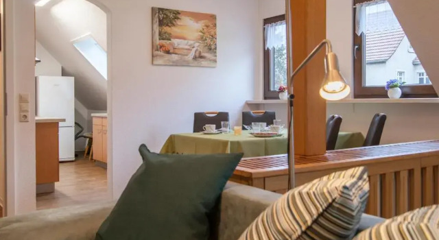 Ferienwohnung Am Waldrand, Book Hotel Dresden 