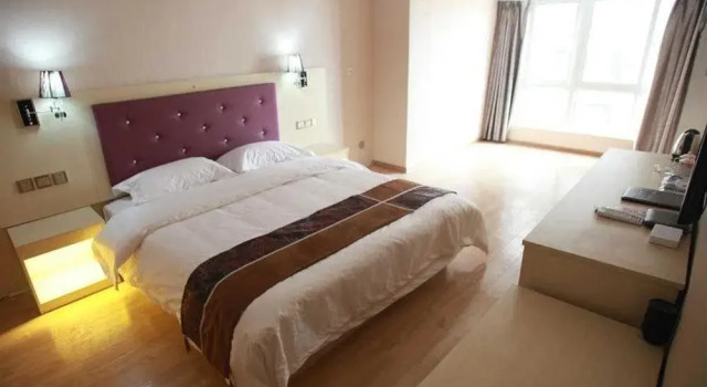 Lvting Hotel(西安绿汀连锁快捷酒店), Забронировать Отель Яньта 
