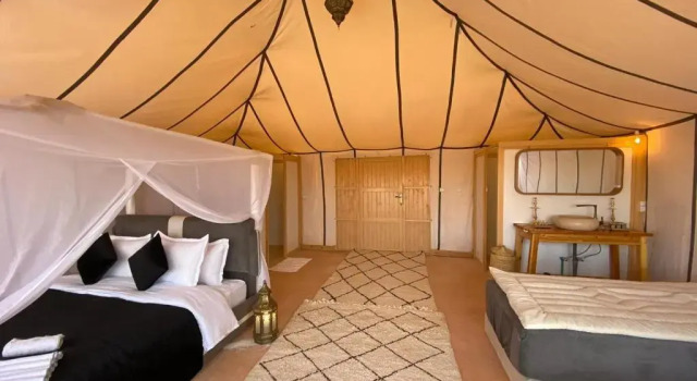 Itran Royal Camp, Rezerwuj Hotel Merzouga Ar-Raszidijja