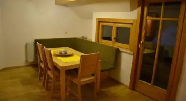 Sunnaschi, Boek Appartement Innerlaterns Laterns