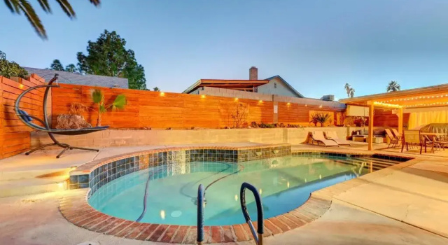 Номер Standard NEW Fresh Fun Heated Pool in Las Vegas 4 Bedrooms 1-story Minutes to the Las Vegas Strip Full Kitchen