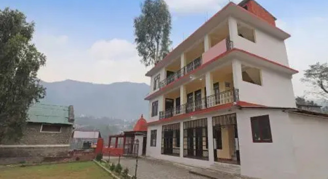 Hotel Comfort Inn By OYO Rooms