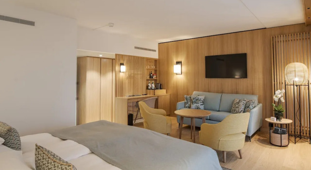 Двухместный номер Comfort с балконом и с видом на горы Castello del Sole Beach Resort&SPA