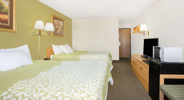 Четырёхместный номер Standard Days Inn by Wyndham Ogallala