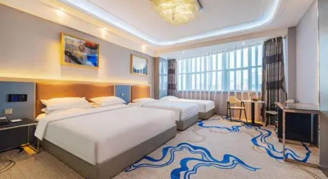 Трёхместный люкс Premier Blue Inn (Yantai Railway Station)