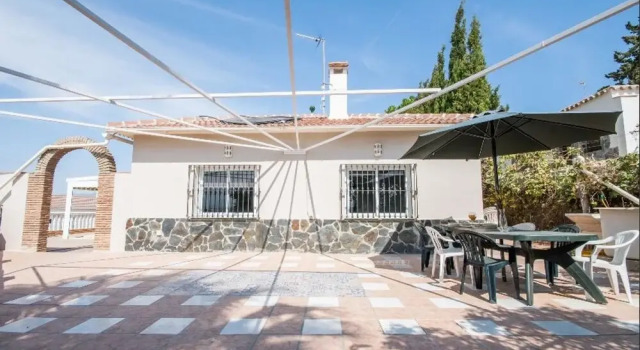 Villa With 3 Bedrooms In Cartama With Indoor Pool And Furnished Terrace 20 Km From The Beach, Varaa Villa Cartama Malaga Province