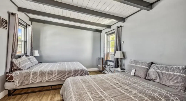 Семейный номер Standard The Historic West Walker Motel