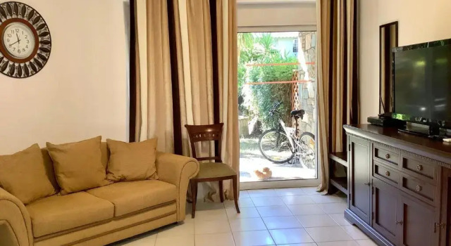 ELENA house near the beach, Book Hotel Hanioti 