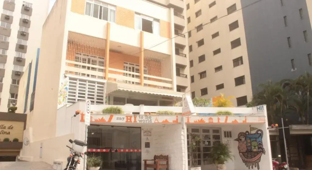Floripa Hostel CENTRO, Забронировать Хостел Флорианополис - центр города Флорианополис, рядом с Hercilio Luz Square