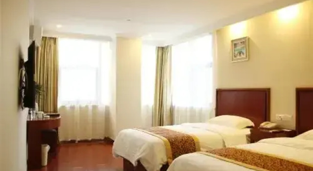 GreenTree Inn AnHui Fuyang City Jieshou Railway Station Xinyang East Road Business Hotel, Book Hotel Hotels in Fuyang with Parking, Parking