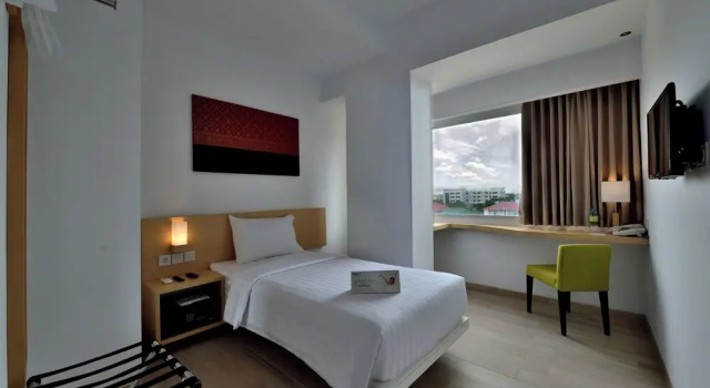 Одноместный номер Standard Whiz Prime Hotel Sudirman Pekanbaru