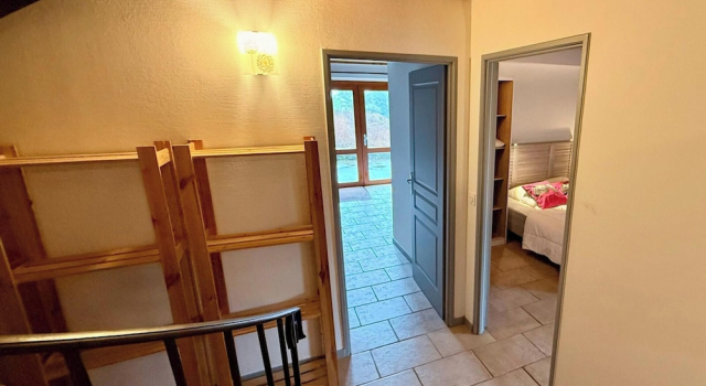 Mountain Retreat for 12 in Murat-le-quaire