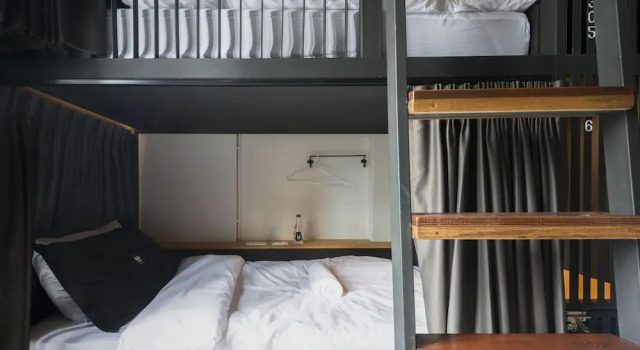 Кровать в общем номере Chingcha Bangkok - Hostel