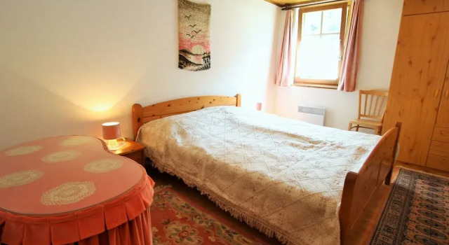 Pretty Apartment With Garden, Terrace, Garden Furniture, BBQ, Prenota Appartamento Hotel a Canton Vallese con parcheggio, Parcheggio