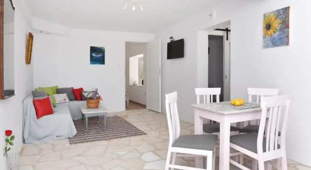Villa Petros Sea Suite