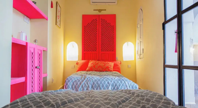 Comfort Twin room with pool view Riad dar lakbira