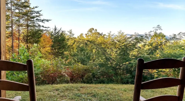 Апартаменты Views I Firepit I Pool Table I Hot Tub I Sleeps 4