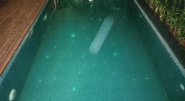 Люкс HF Pool Resorto