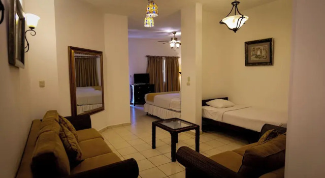 Полулюкс La Ensenada Beach Resort - All Inclusive