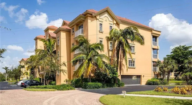 Bella Lago 243 - Two Bedroom Condo