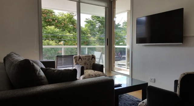 Апартаменты Deluxe Reyes Apartment