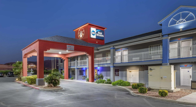Best Western Oasis of the Sun, Varaa Hotelli Anthony 