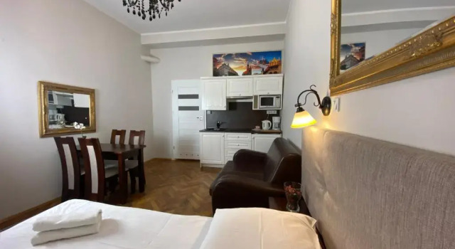 P&J Apartamenty Św. Krzyża, Забронировать Апартаменты/квартира Отели Кракова с завтраком, рядом с Церковь Святого Франциска Ассизи, Завтраки