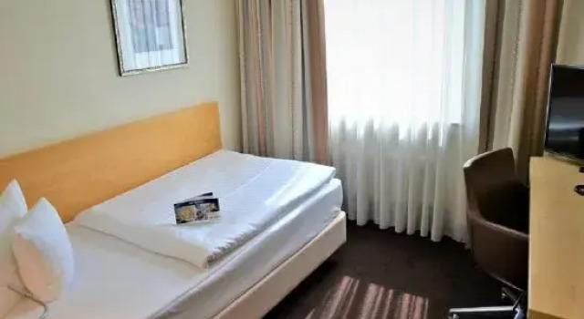 Одноместный номер Economy Best Western Hotel Hohenzollern