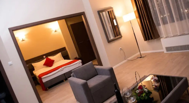 Люкс c 1 комнатой с видом на город Hotel Opera House