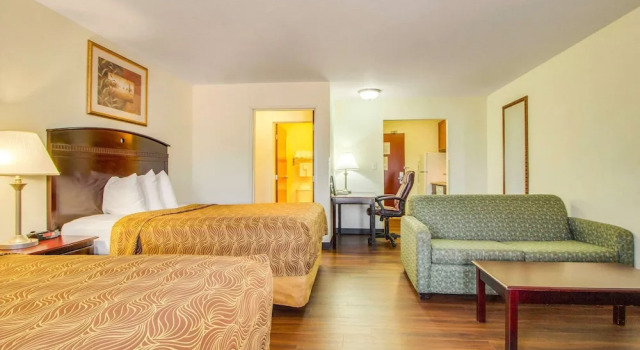 Люкс с балконом MainStay Suites Texas Medical Center-Reliant Park