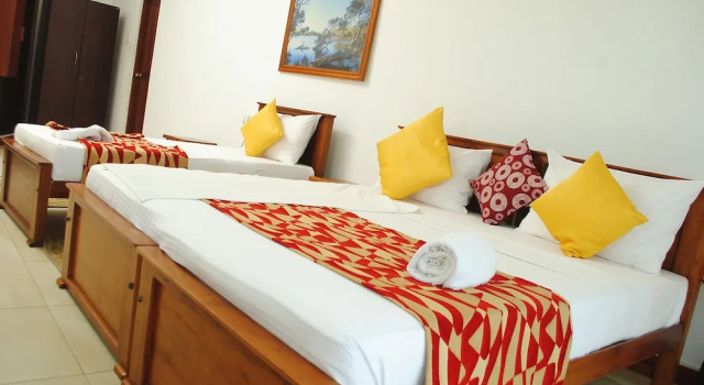 Трёхместный номер Deluxe с балконом и с видом на озеро Hotel See Kandy
