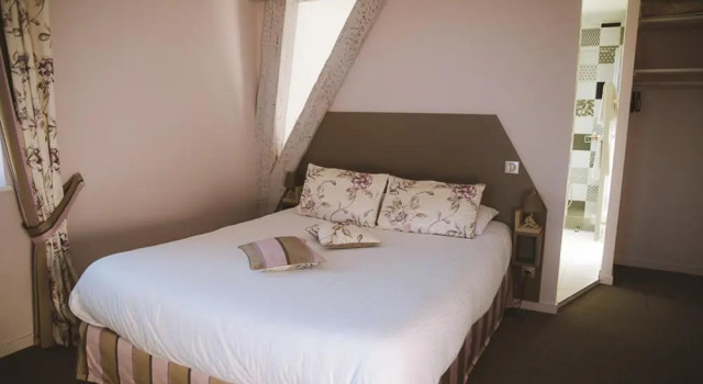 La Maison d'Adelaïde, Book Hotel Saint-Flour Cantal