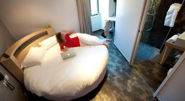 Standard Doppel Zimmer Urban Style LES FLEURINES