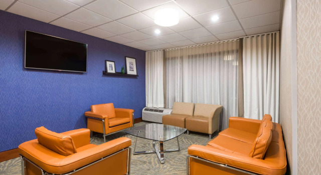 Wingate by Wyndham Springfield