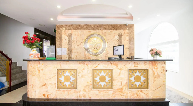 Collection O Sunrise Hotel Trung Son Near Lotte Mart, Забронировать Отель Биньань Хошимин