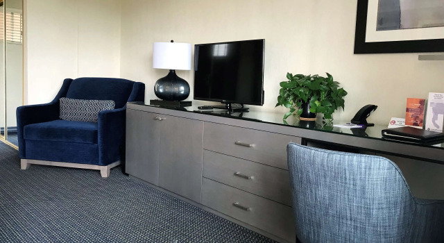 Двухместный номер Standard с видом на гавань West Beach Inn, a Coast Hotel