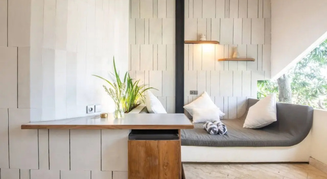 BAZ Villa 13 Studio 3 Opulent 1-br Loft With Art Deco Shared Pool, Rezervovat Vila Chaty v Bali, Chalupa