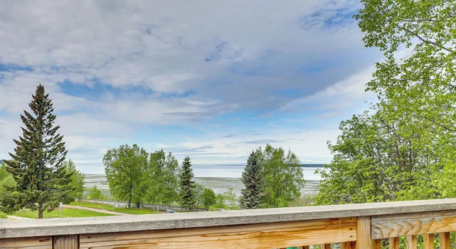 Апартаменты Coastal-view Apartment Near Downtown Anchorage!