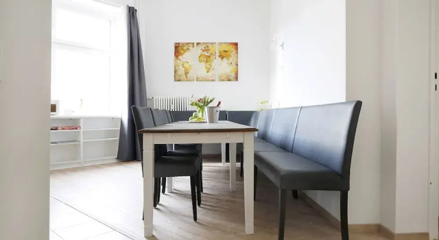 RockChair Apartment Blissestraße, Book Apartment Berlin Germany