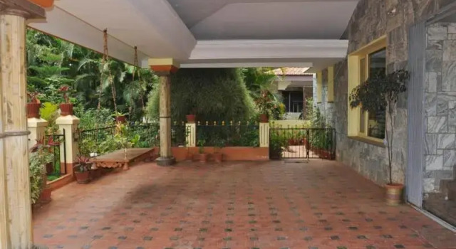 Коттедж Suvarna Luxury Home Stay