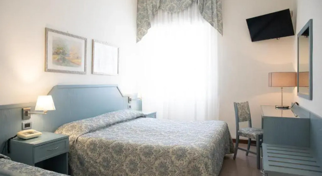 Трёхместный номер Economy Hotel Ariston