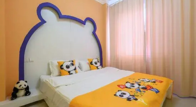 Семейный люкс с 2 комнатами Panda Youkong Designer Suite Homestay (Chengdu Panda Base)