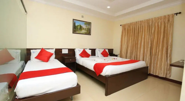 Hotel Sree Devi, Забронировать Отель Отели штата Тамилнада 3 звезды, 3*