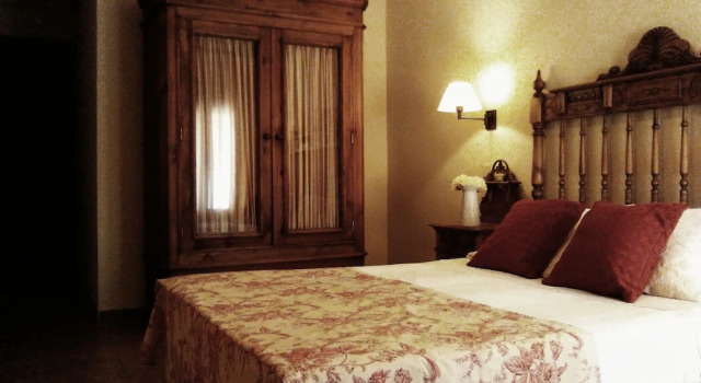 Hostal Rural Cumbres de Castilla, Забронировать Хостел Мандайона Guadalajara Province
