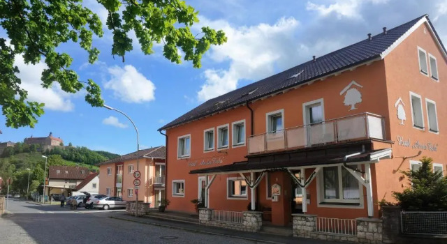 Hotel An der Eiche, Varaa Hotelli Hotellit Baijeri pysäköinnillä, Pysäköinti