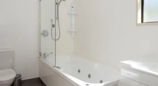 Студия Executive Ashburtons Regency Motel
