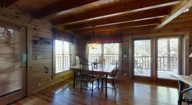 Close To Heaven 2 Bedroom Cabin