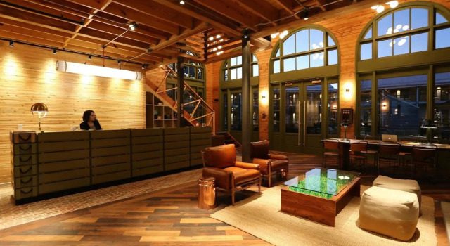 Cavalry Court, by Valencia Hotel Collection, Reserva ahora Hotel College Station Texas