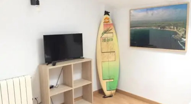 Somo Surfskate hostel, Buchen Sie Hostel Hotels in Kantabrien mit Parkplatz, Parkplätze